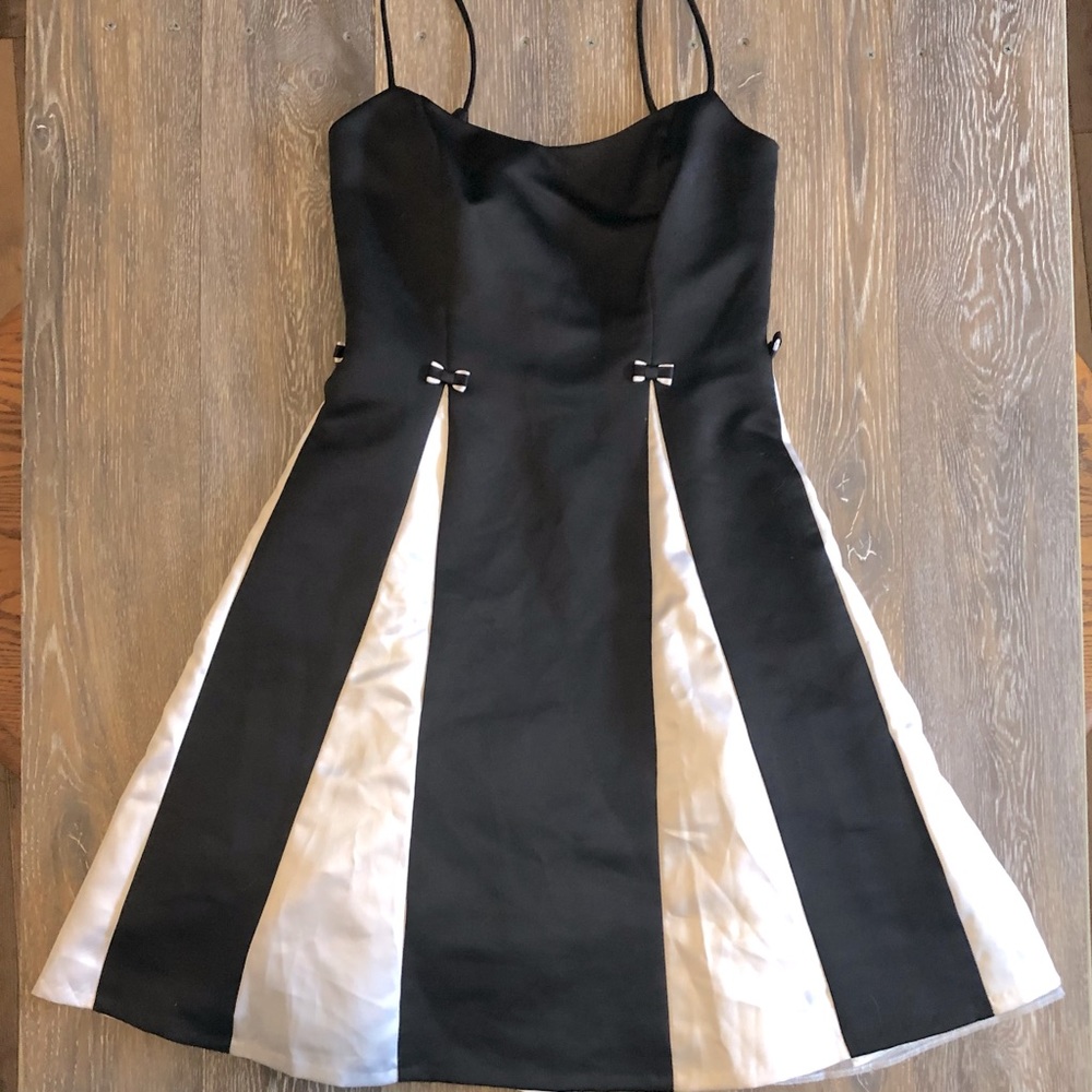 Morgan and Co. prom or bridesmaid dress